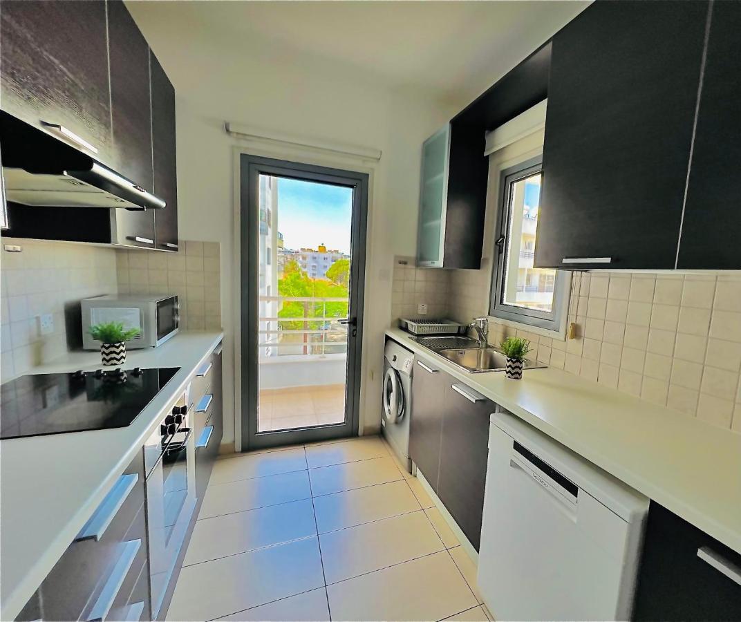 Ferienwohnung Lara 303 Larnaka Exterior foto